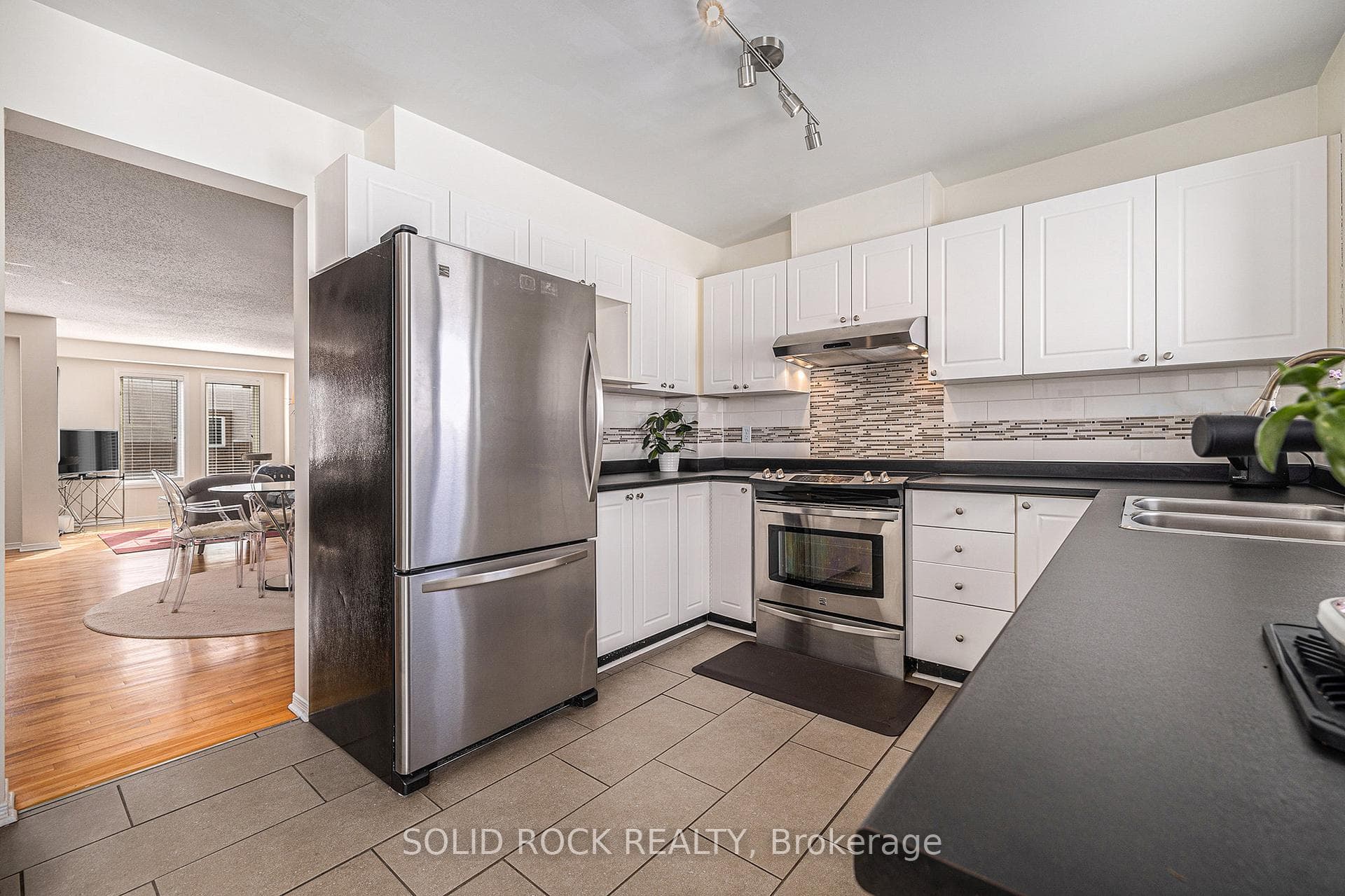 Efficent Layout Kitchen