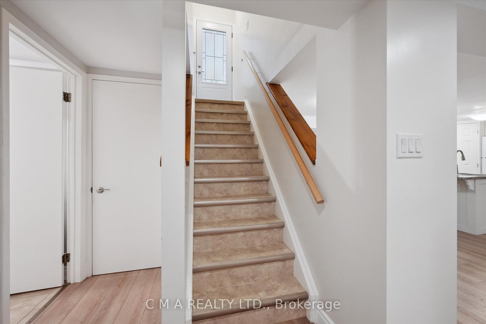 357 Grangewood Drive photo 29