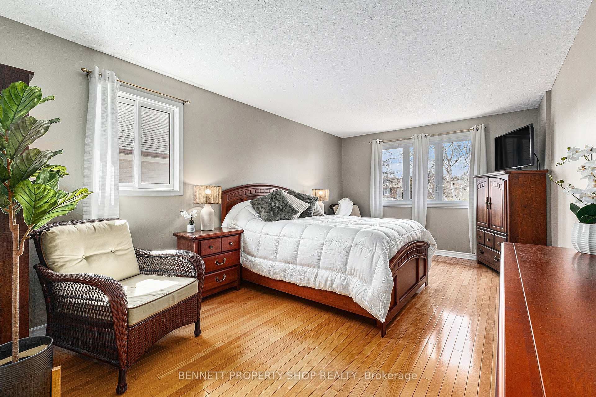 71 Hewitt Way photo 22