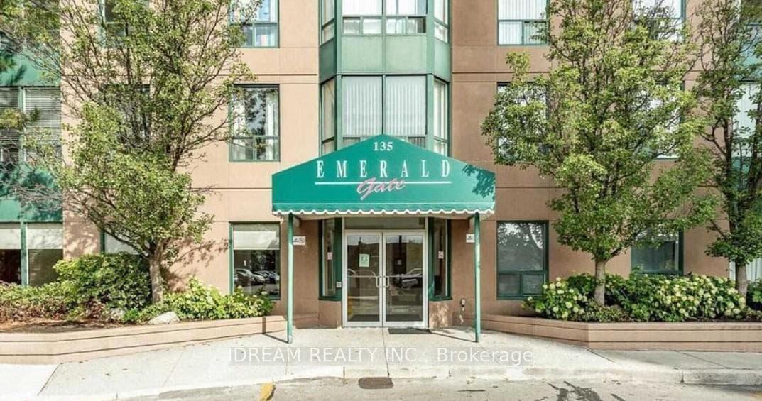 135 Hillcrest Avenue Unit 204 photo 1