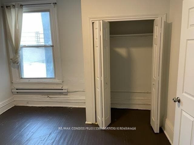 132 Dundas Street Unit Upper photo 16