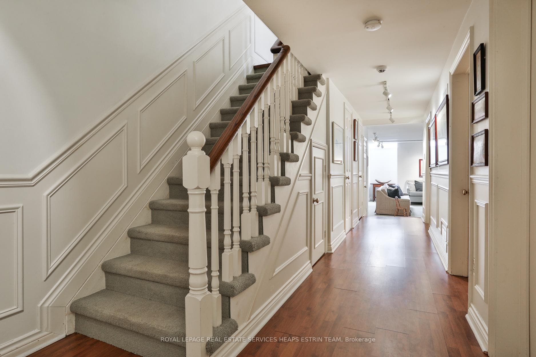 47 Chestnut Park photo 27