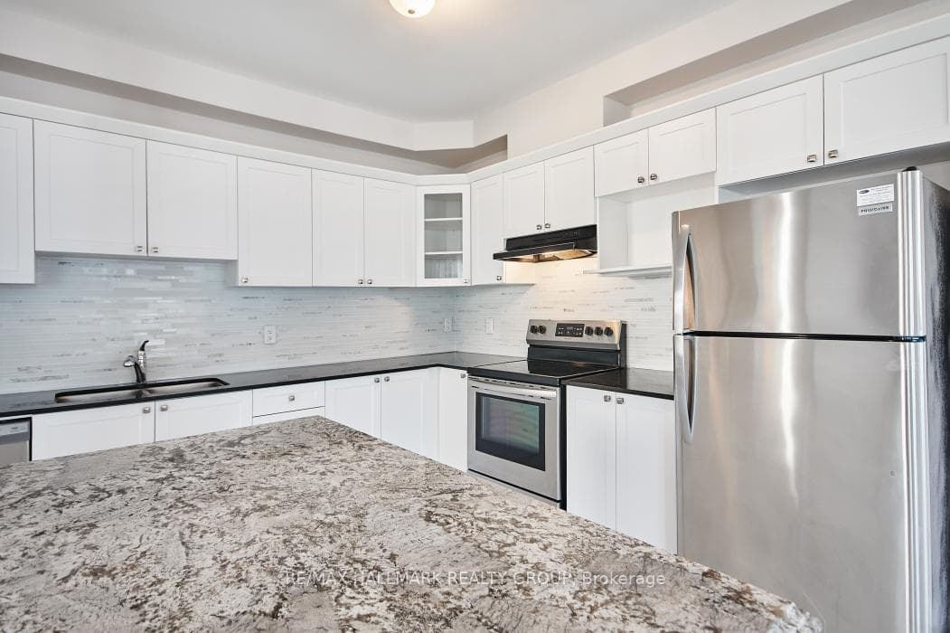 221 Merak Way photo 11