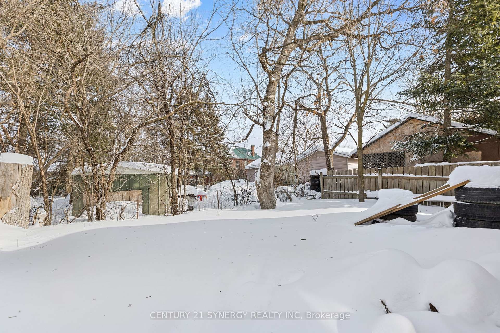 253 Alicia Street photo 25