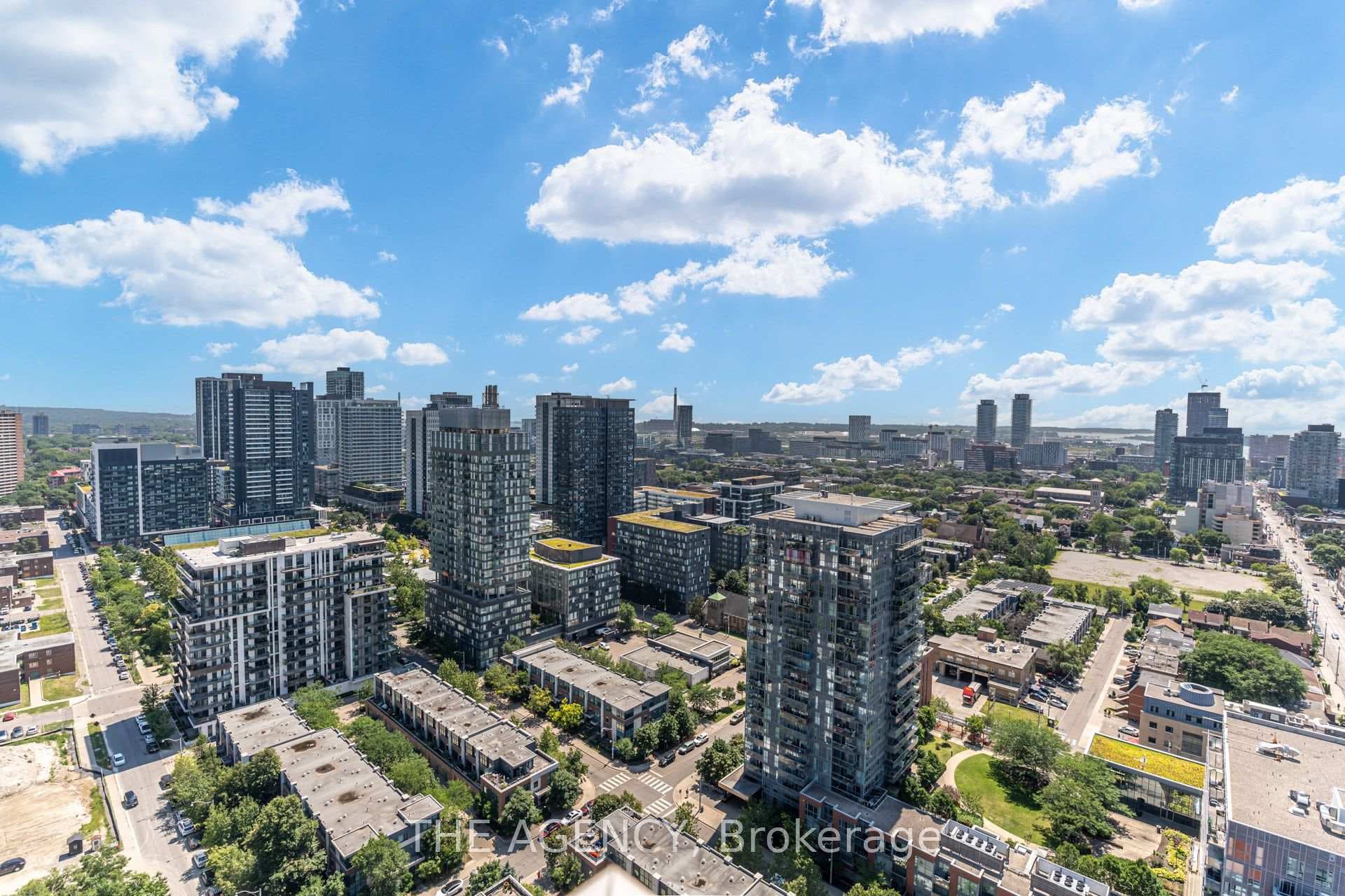 10 Oak Street Unit 2403 photo 31