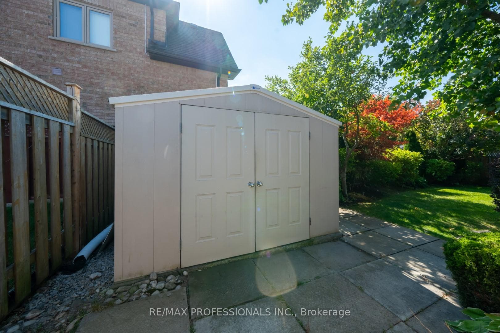 521 Cunningham Drive photo 30