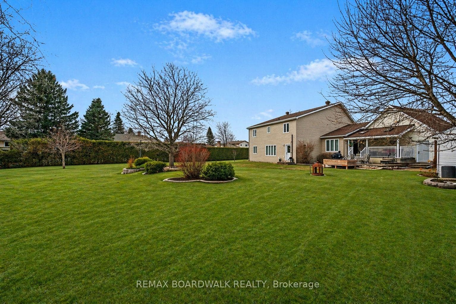 32 Faucher Boulevard photo 32