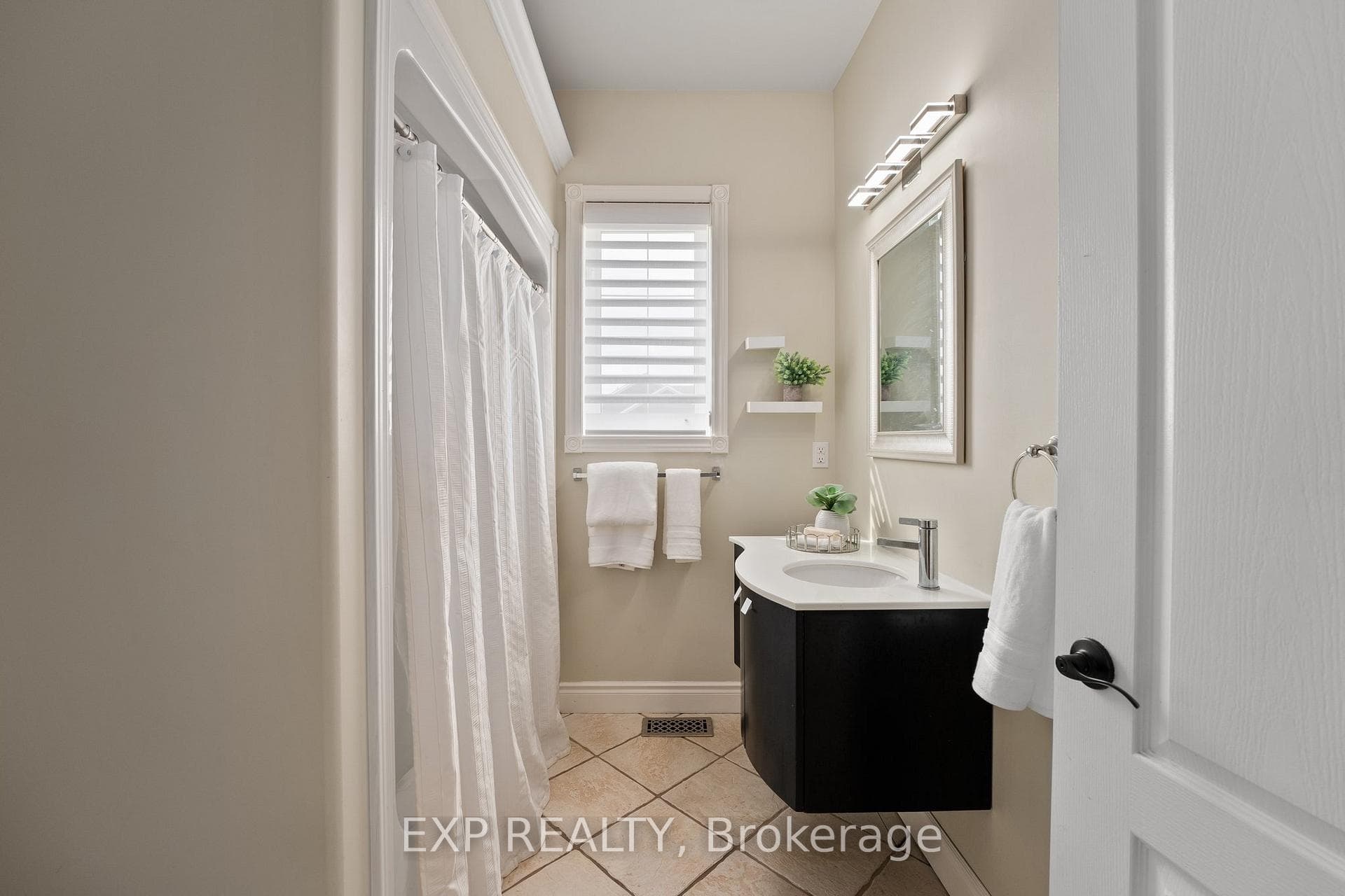 10 Deanna Drive photo 23