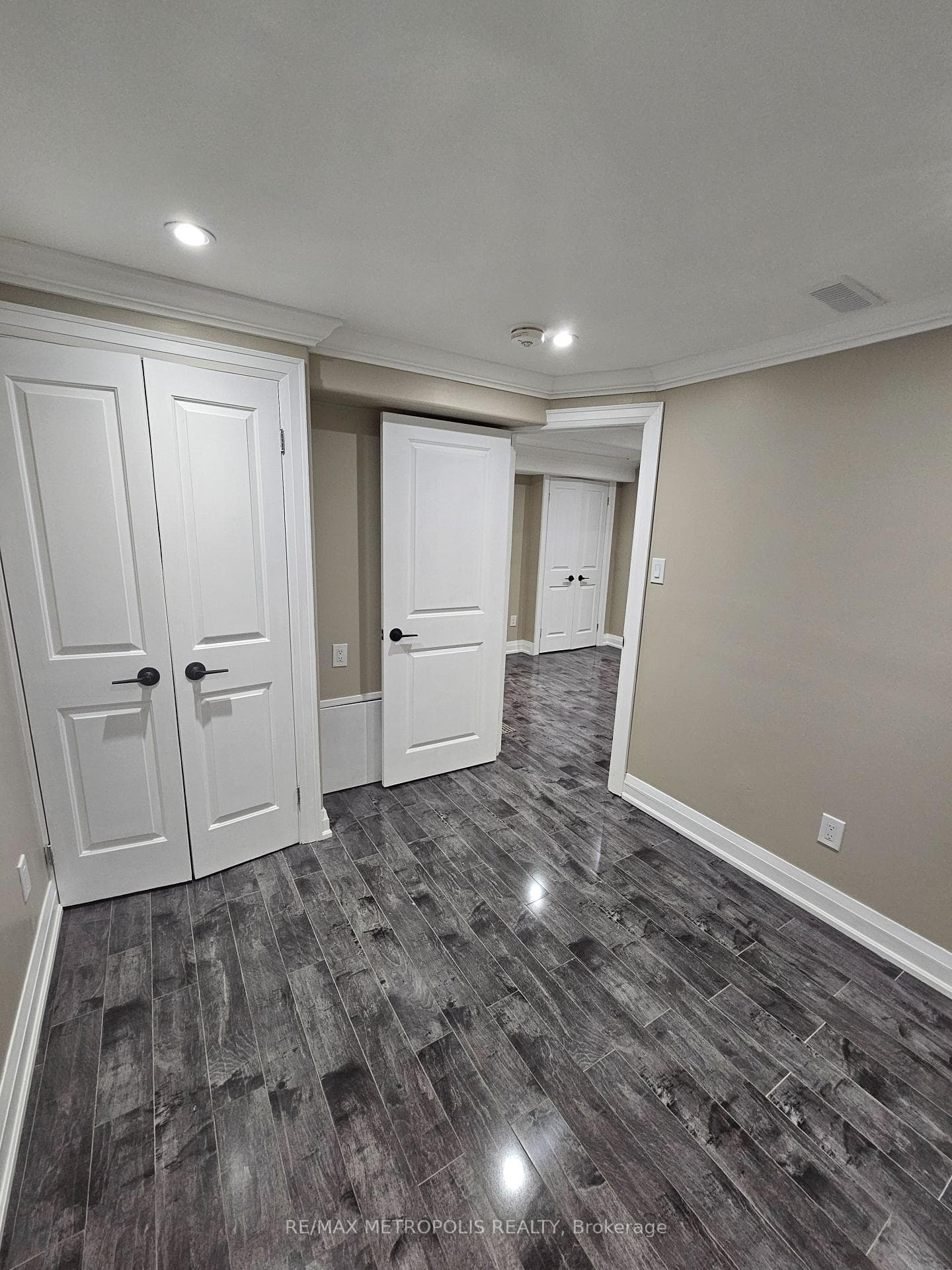 3 Andrea Road Unit Bsmt photo 4