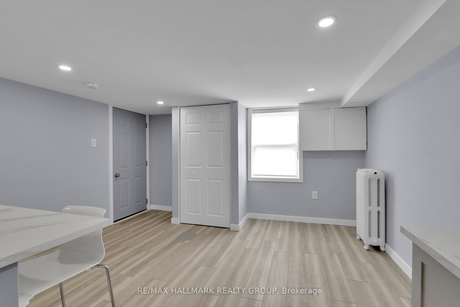 15 Marier Avenue Unit B photo 6