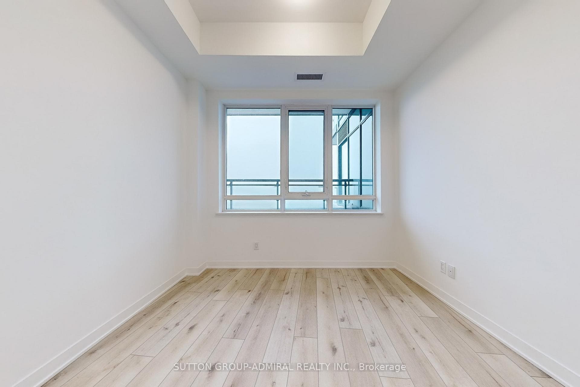 405 Dundas Street Unit LPH14 photo 12