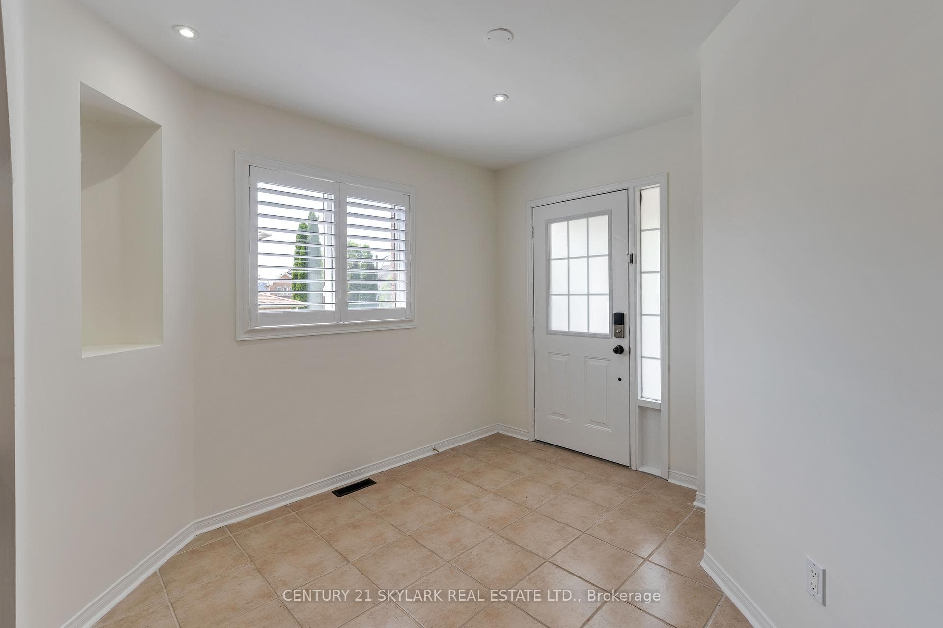 27 Clair Avenue photo 5