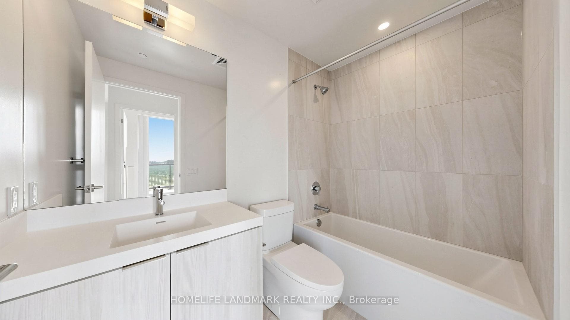 5858 Yonge Street Unit LPH25 photo 17