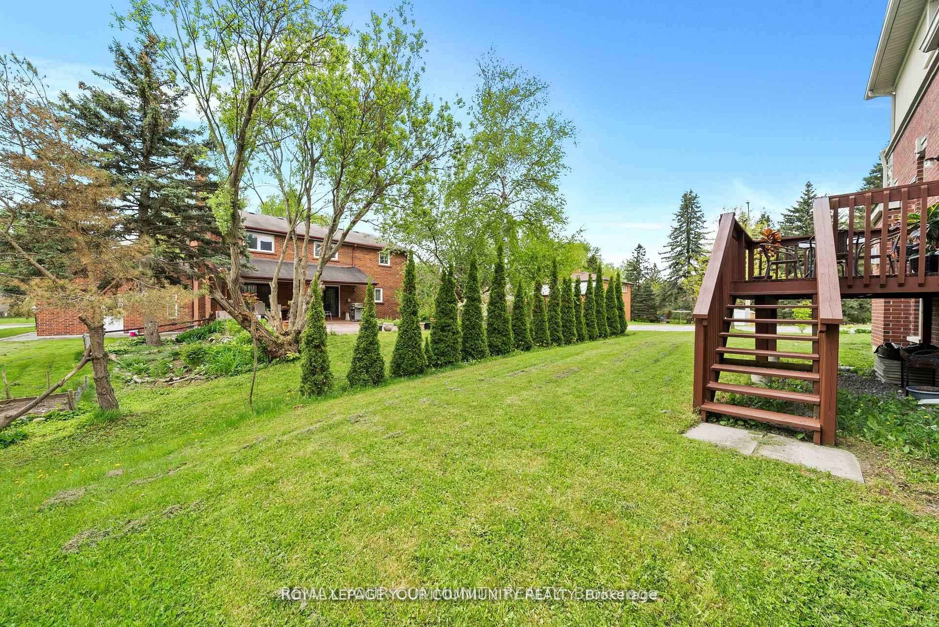 108 Headwater Crescent photo 39