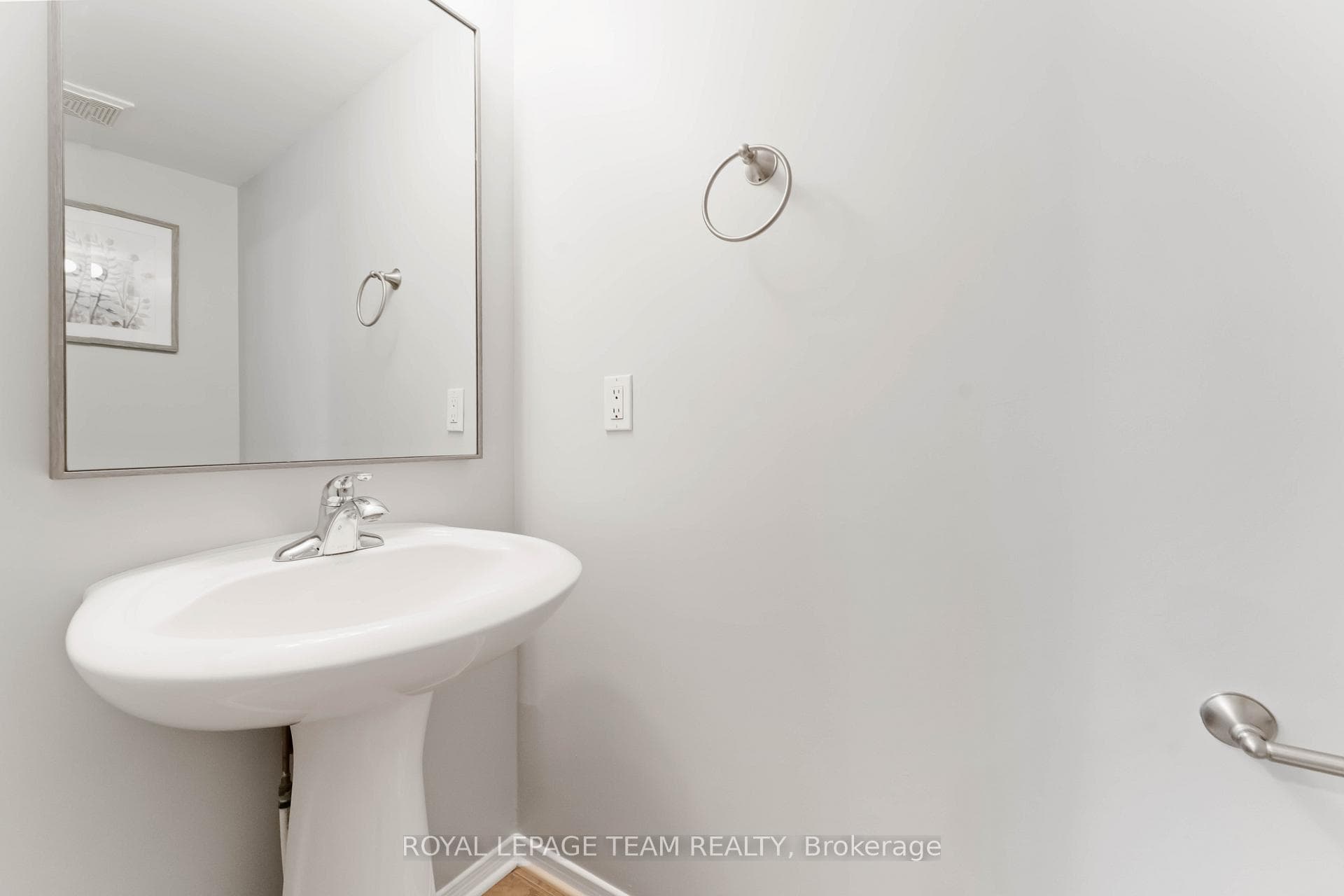 70 Edenvale Drive Unit 101 photo 12