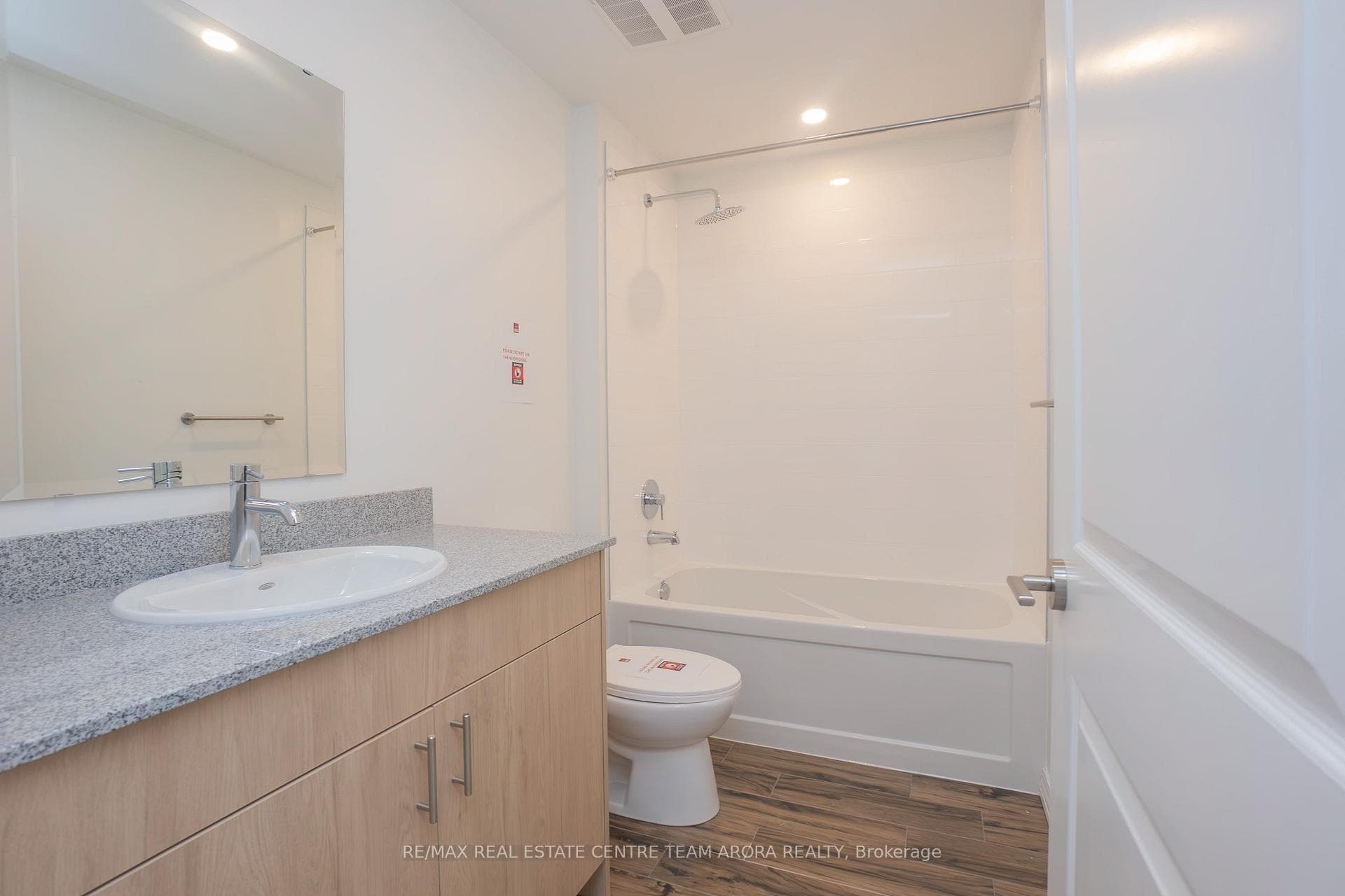 191 Elmira Road Unit 517 photo 12