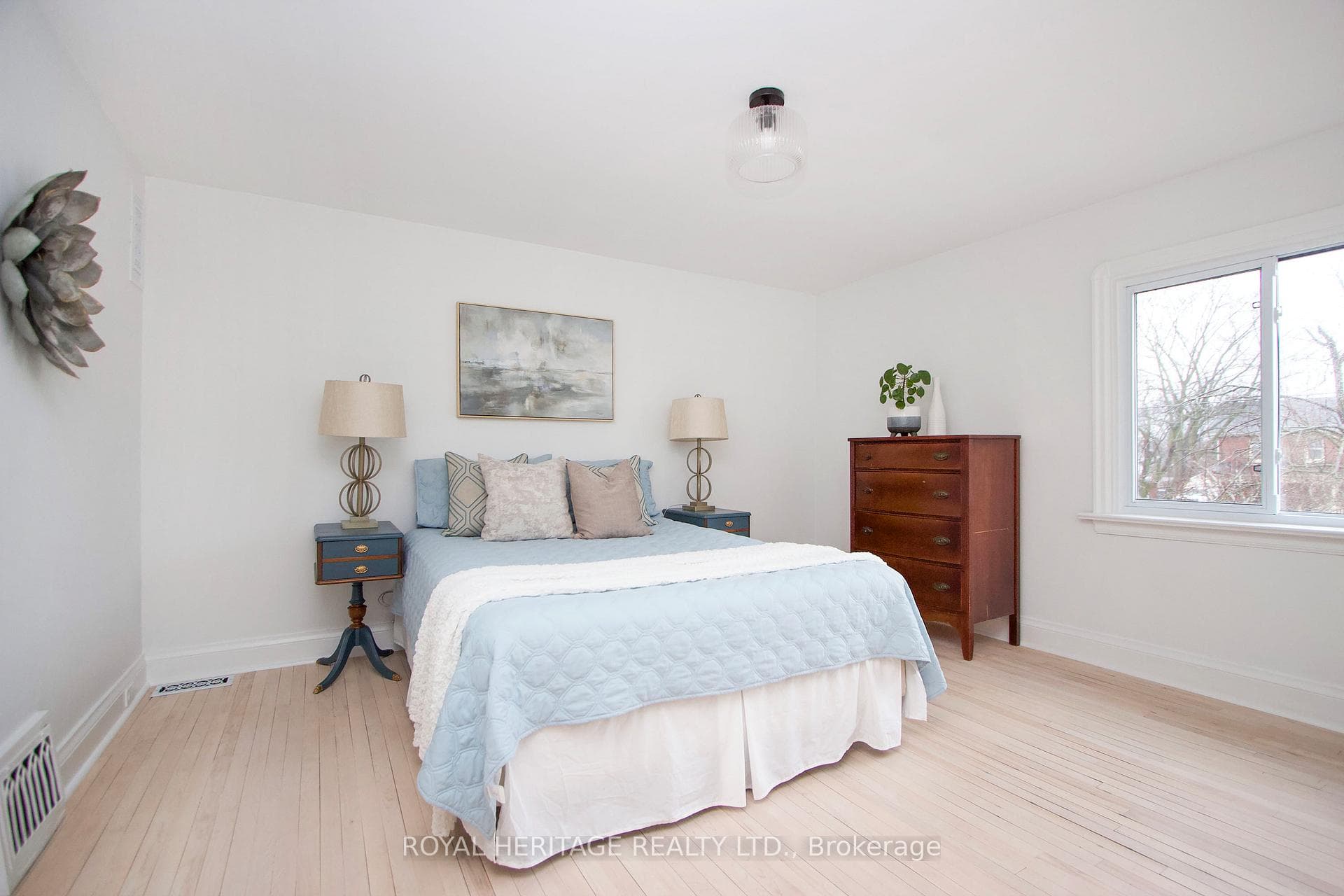 445 King Street photo 5