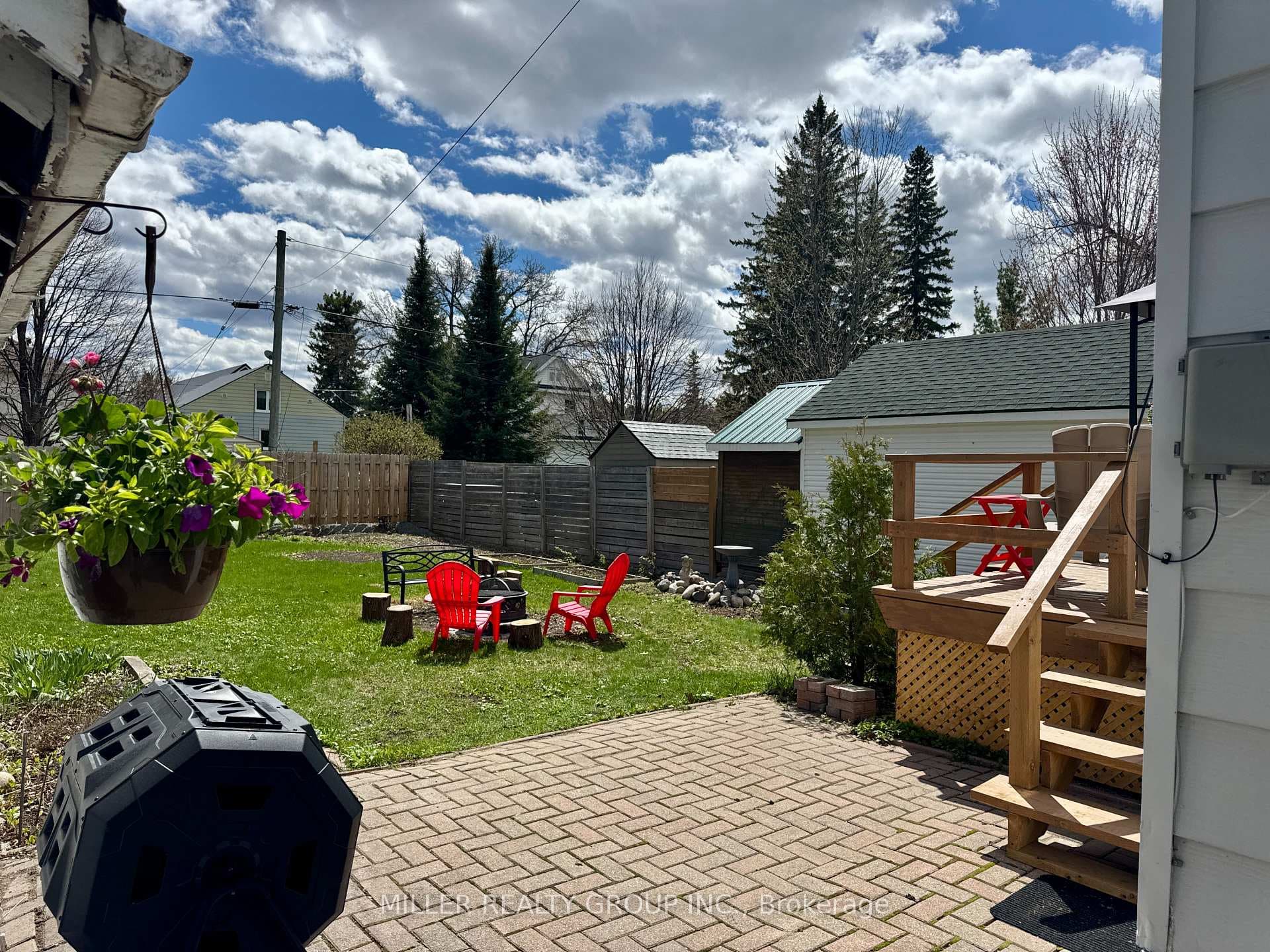190 Farah Avenue photo 26