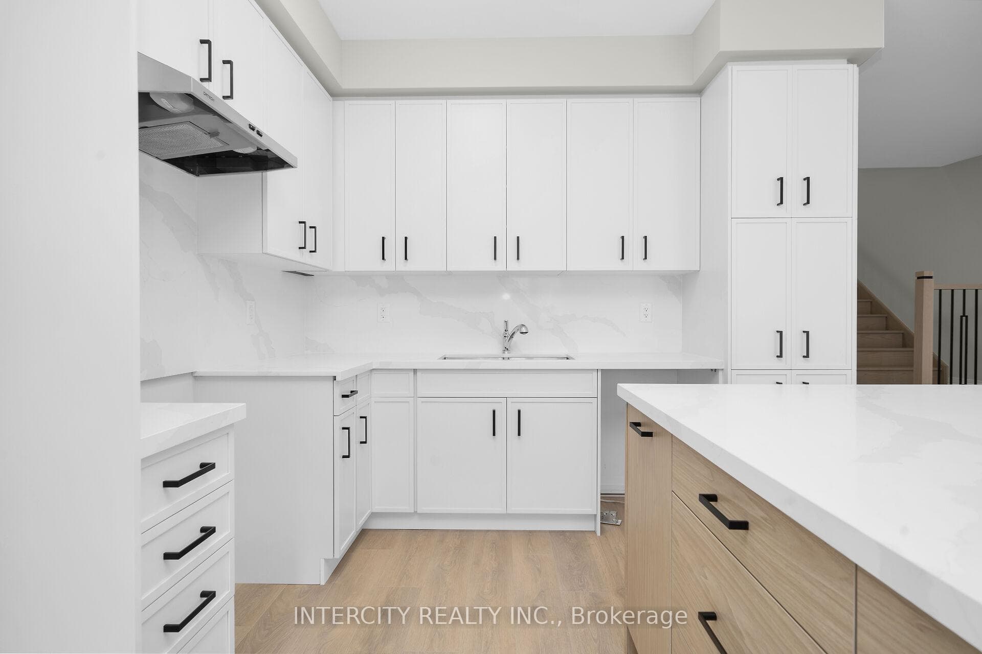 72 Brown Street photo 11