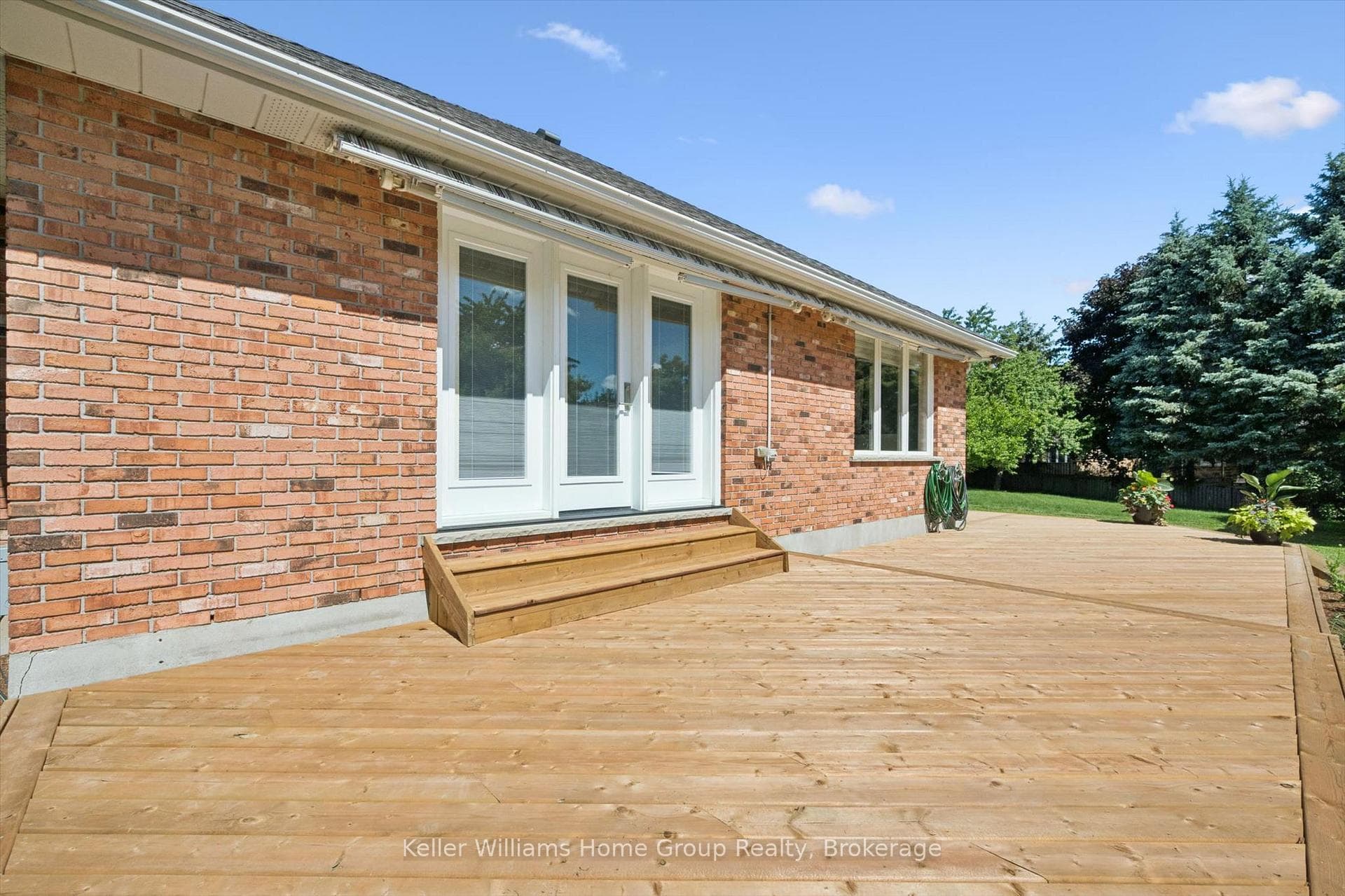 22 Lyle Place photo 46