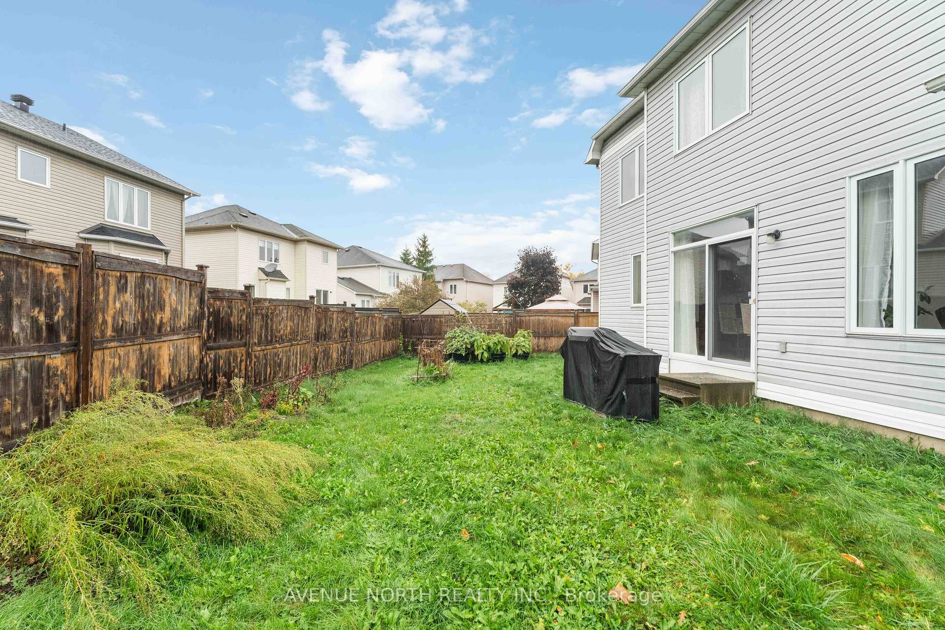 23 Hearthstone Place photo 30