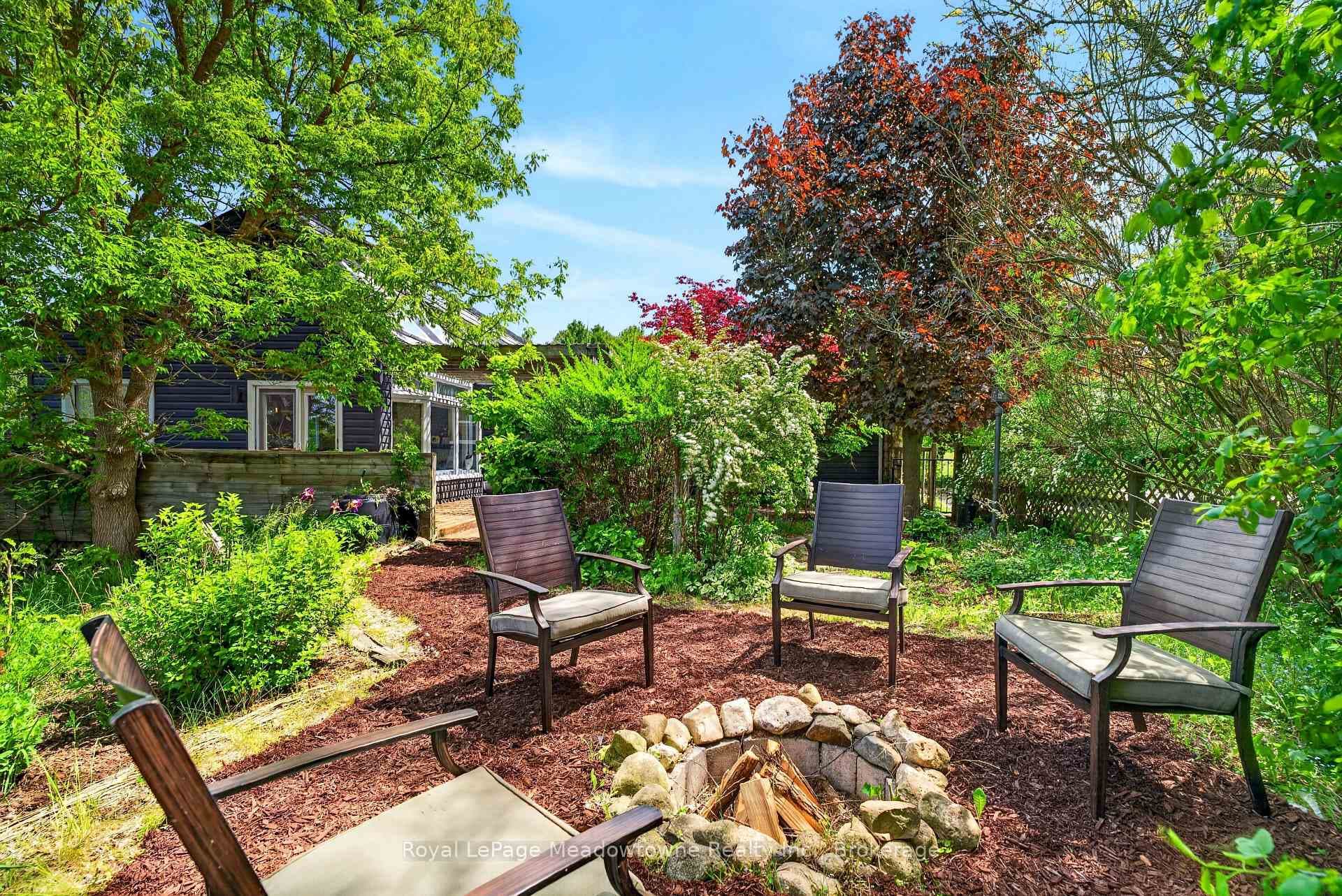 8122 Eramosa Garafraxa Townline photo 26
