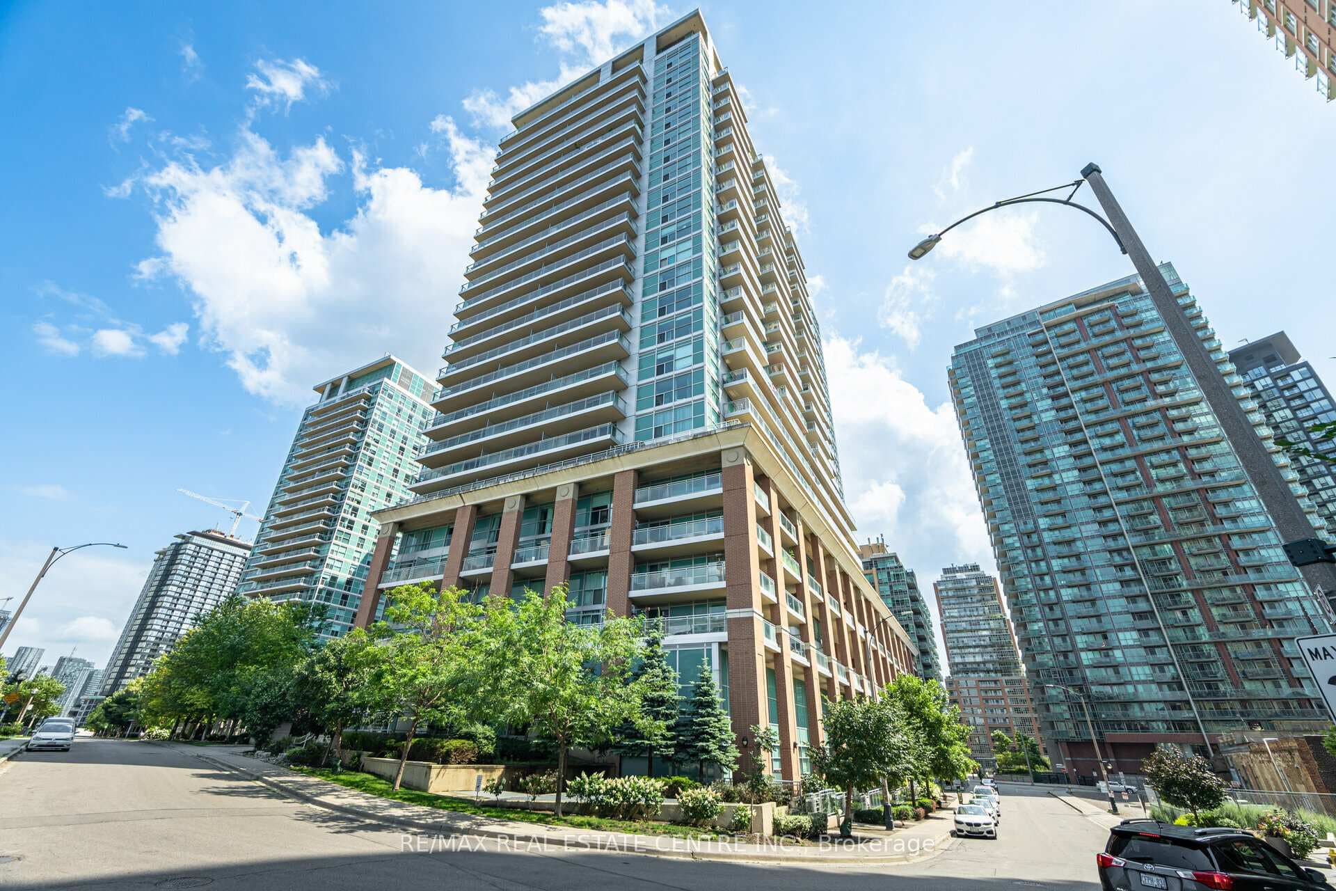 100 Western Battery Road Unit 1702 photo 1