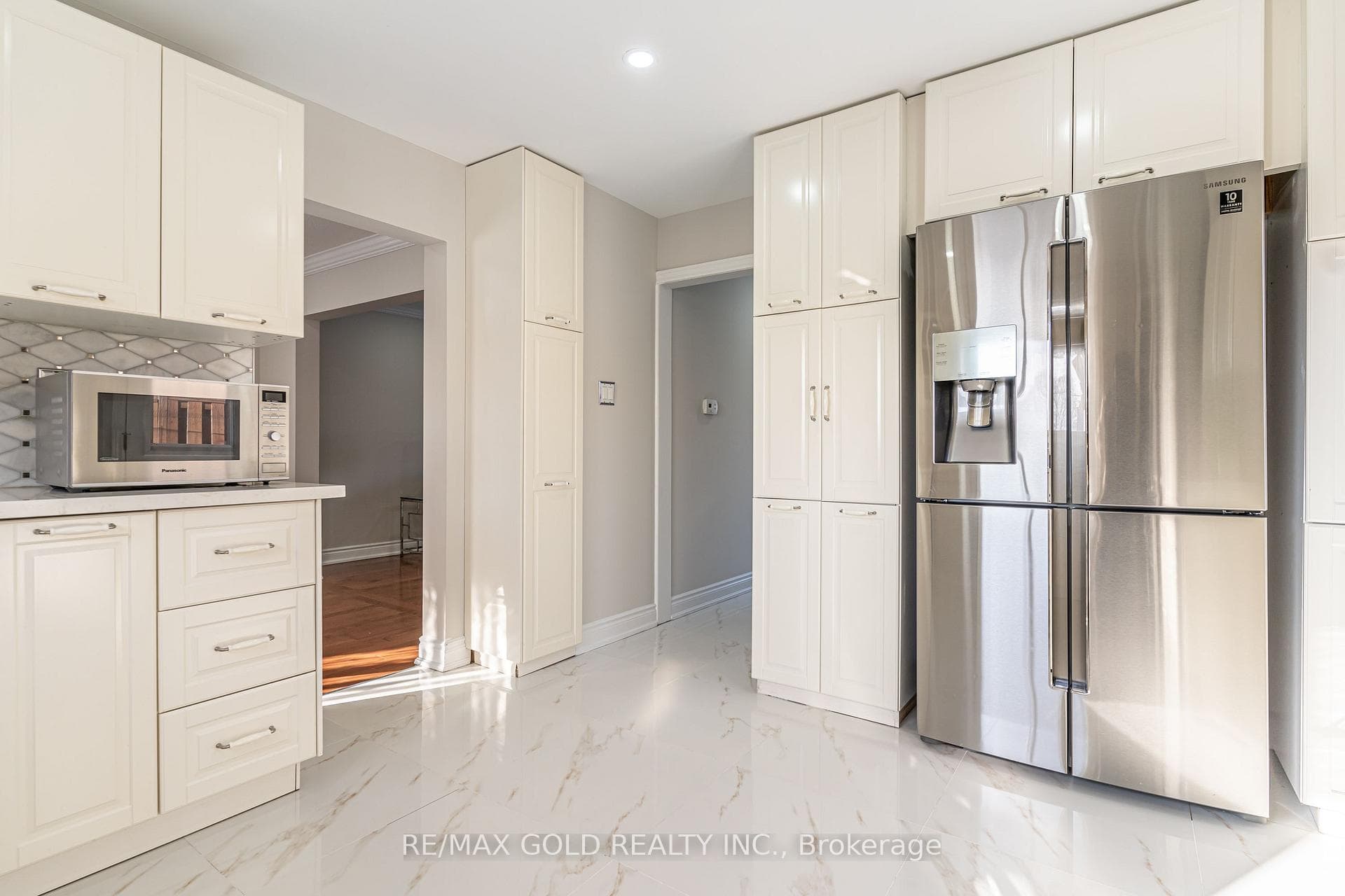 9 Dalton Place photo 14