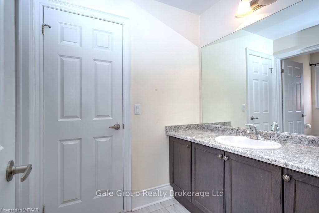 648 MCGILL Lane photo 22