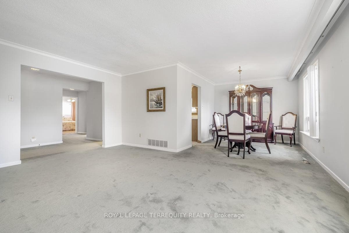 14 Pringle Avenue photo 7