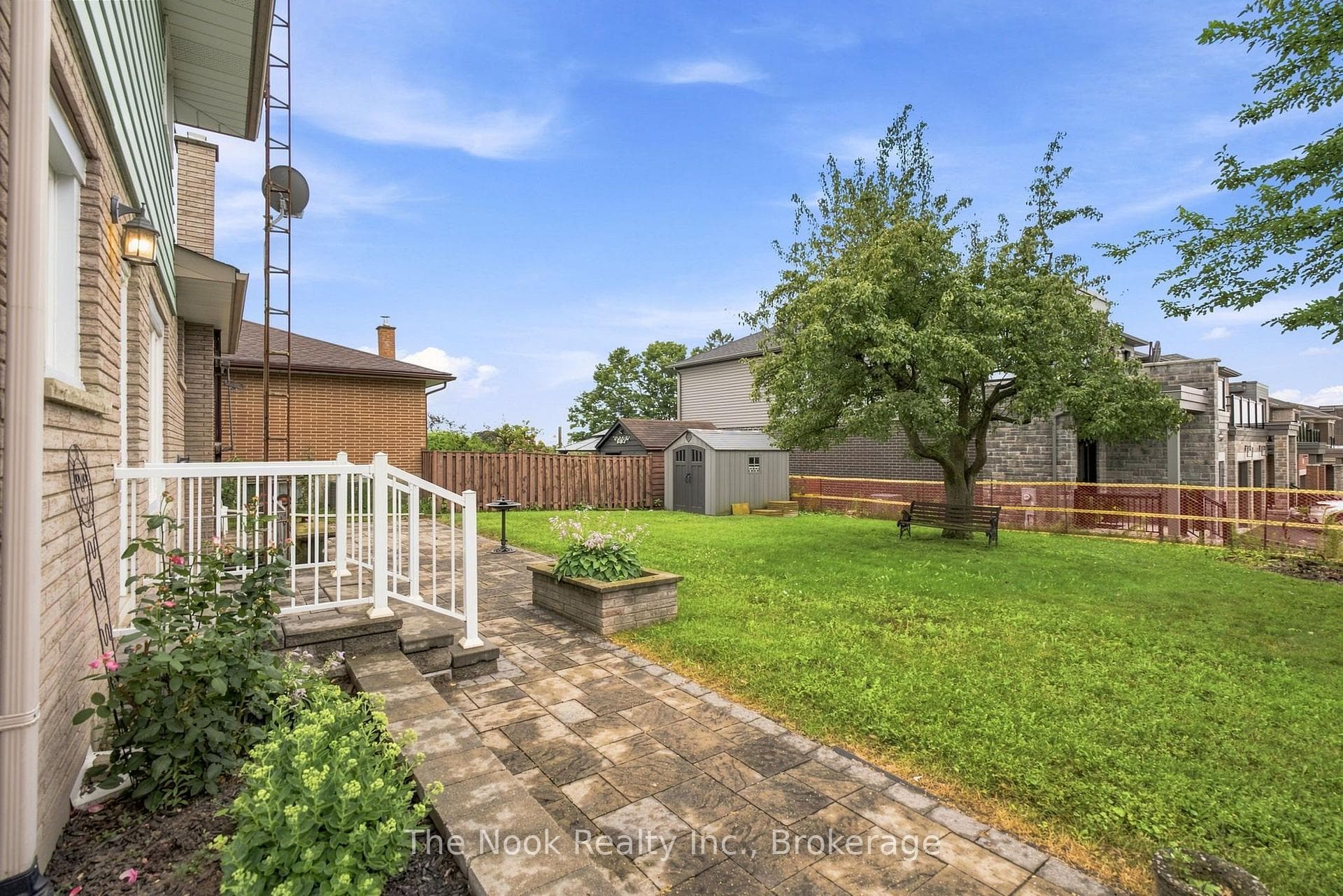 40 Keewatin Street photo 44