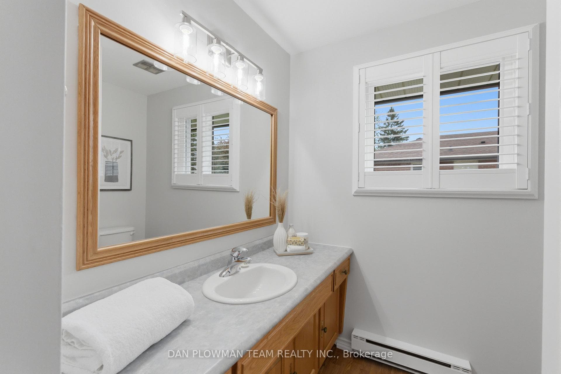 808 Central Park Boulevard photo 23