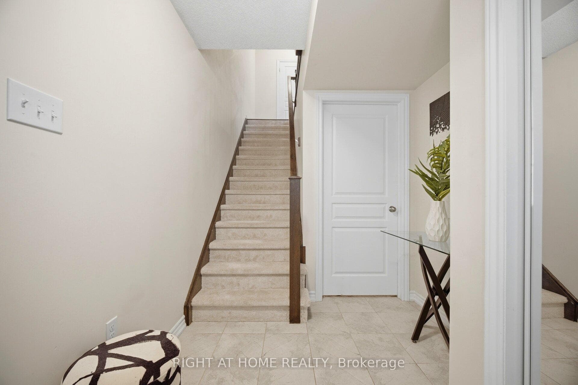 88 Decorso Drive Unit 22 photo 9