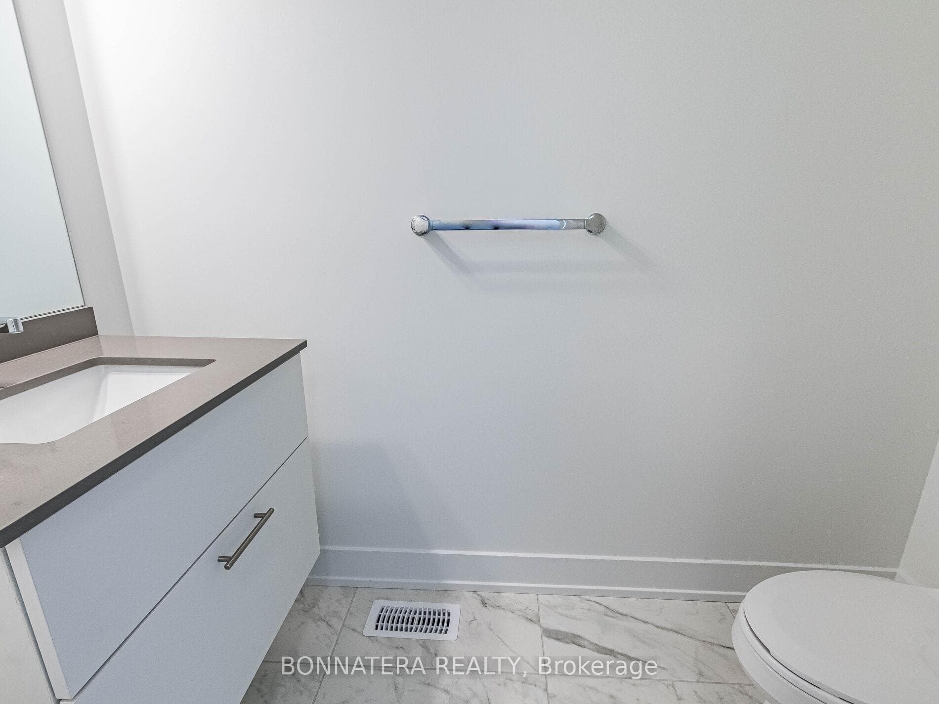 3080 Harvard Gardens photo 20
