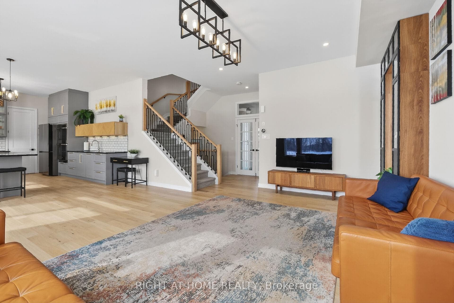 511 Elation Heights photo 13