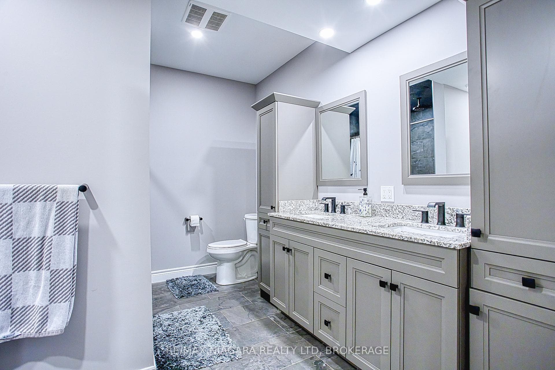 43 Sauer Avenue photo 23