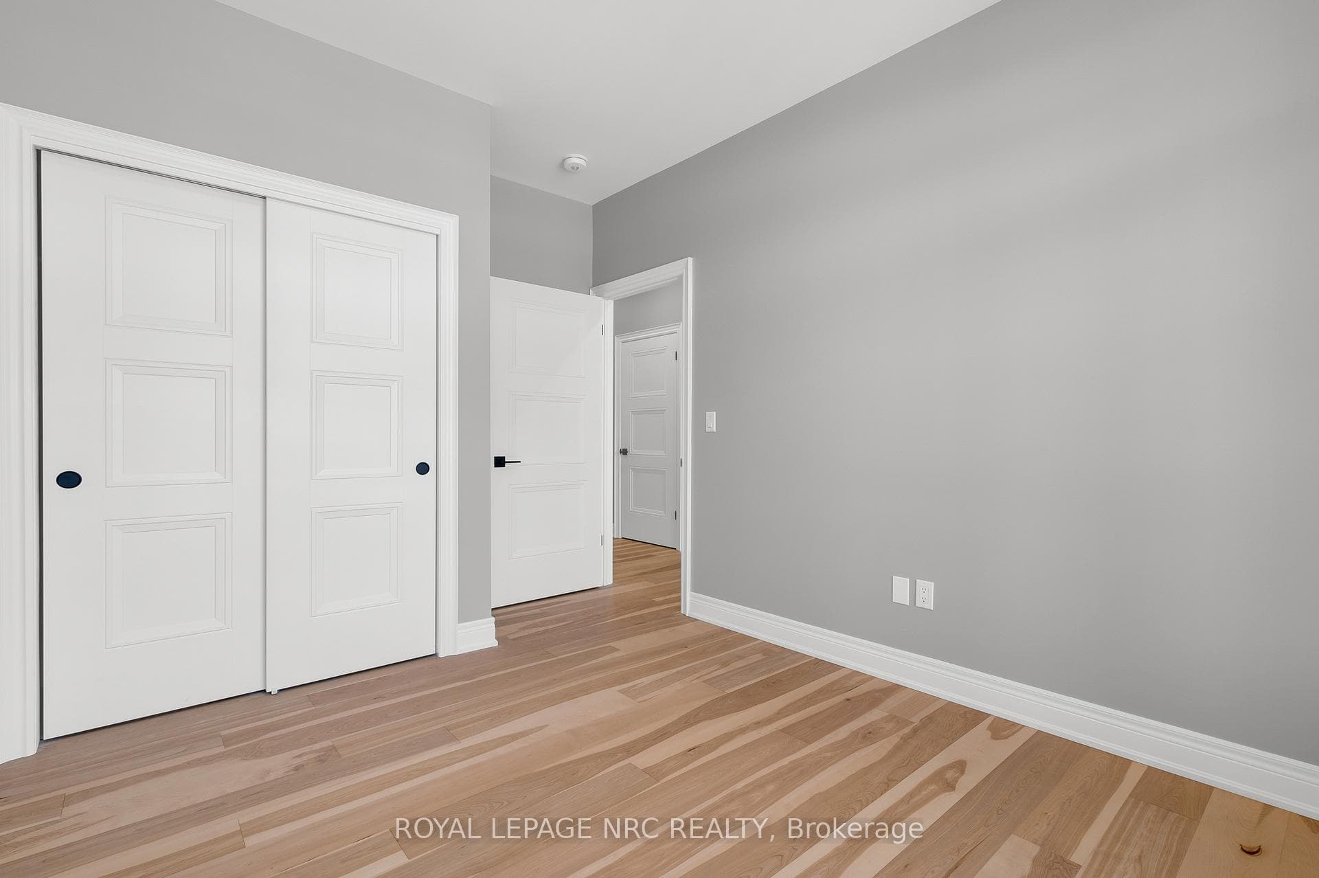 265 Lancaster Drive photo 19