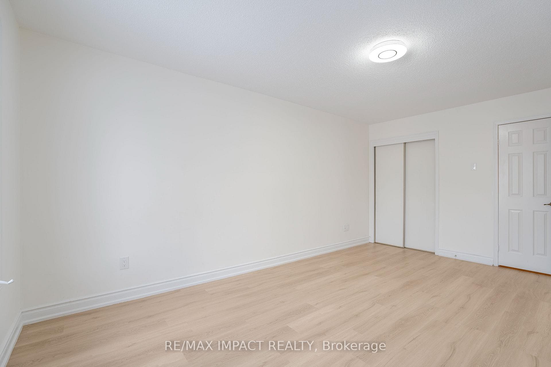 56 Calverley Trail photo 25