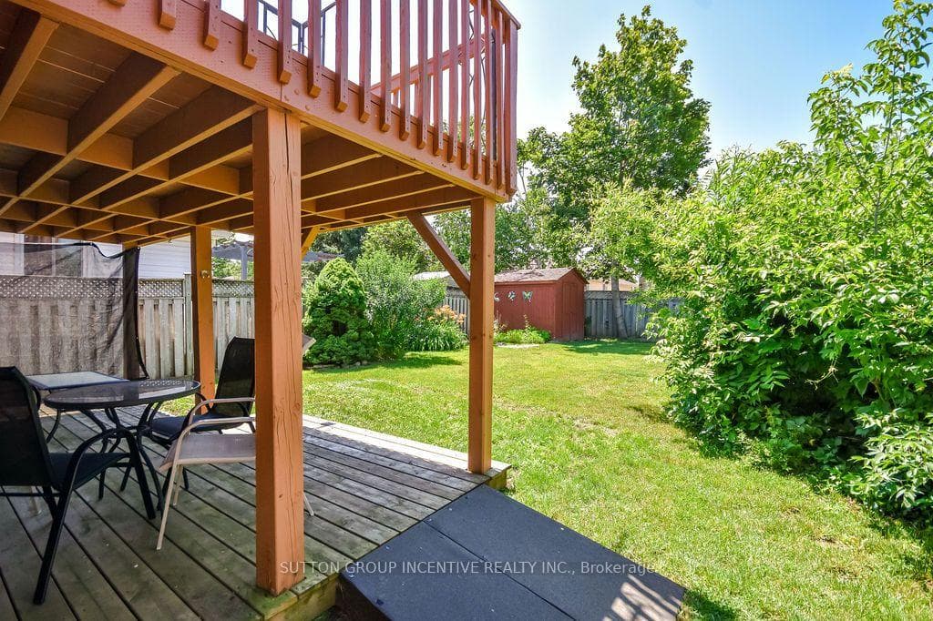 10 Palling Lane photo 6