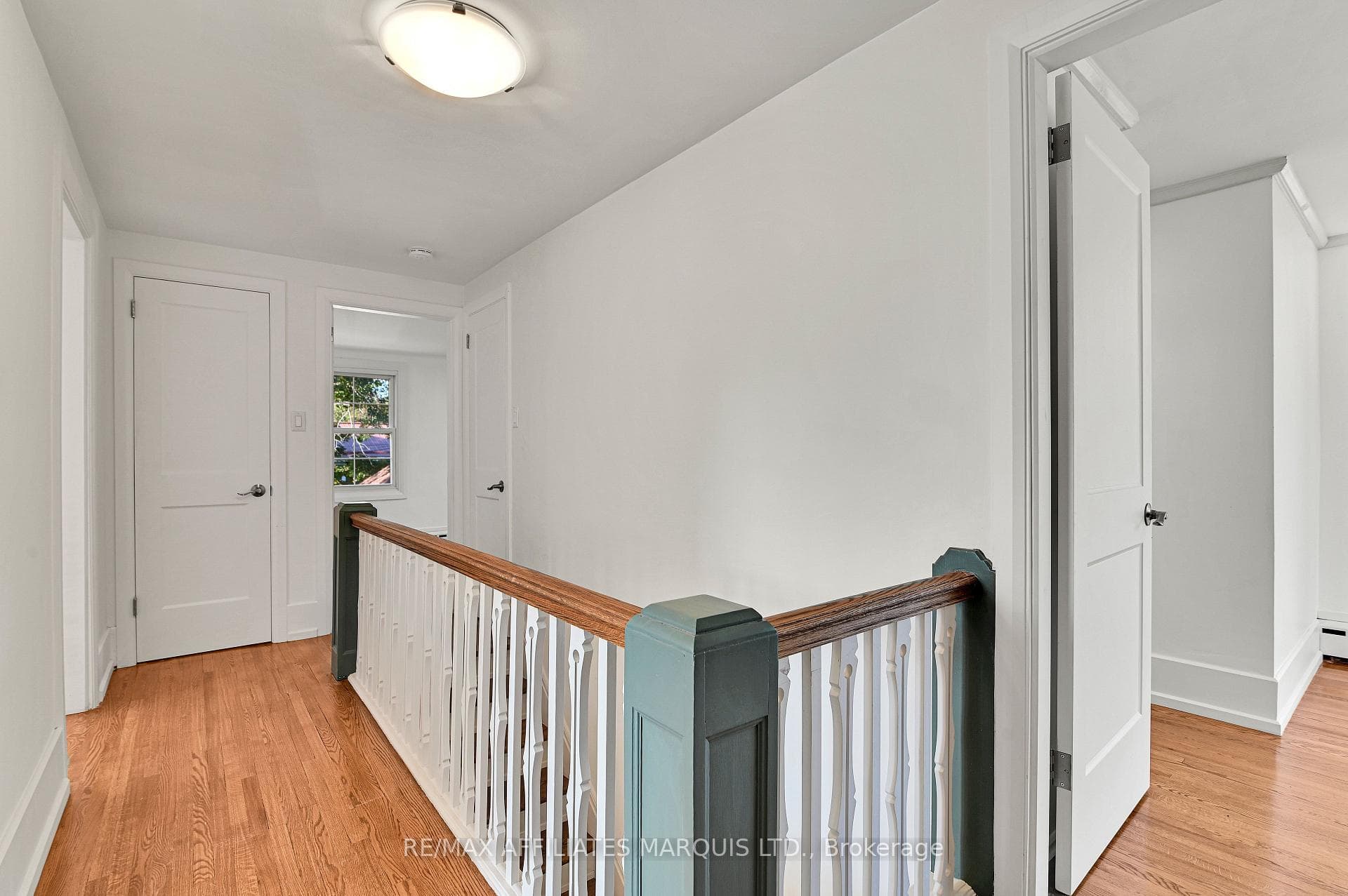1603 Peter Street photo 27