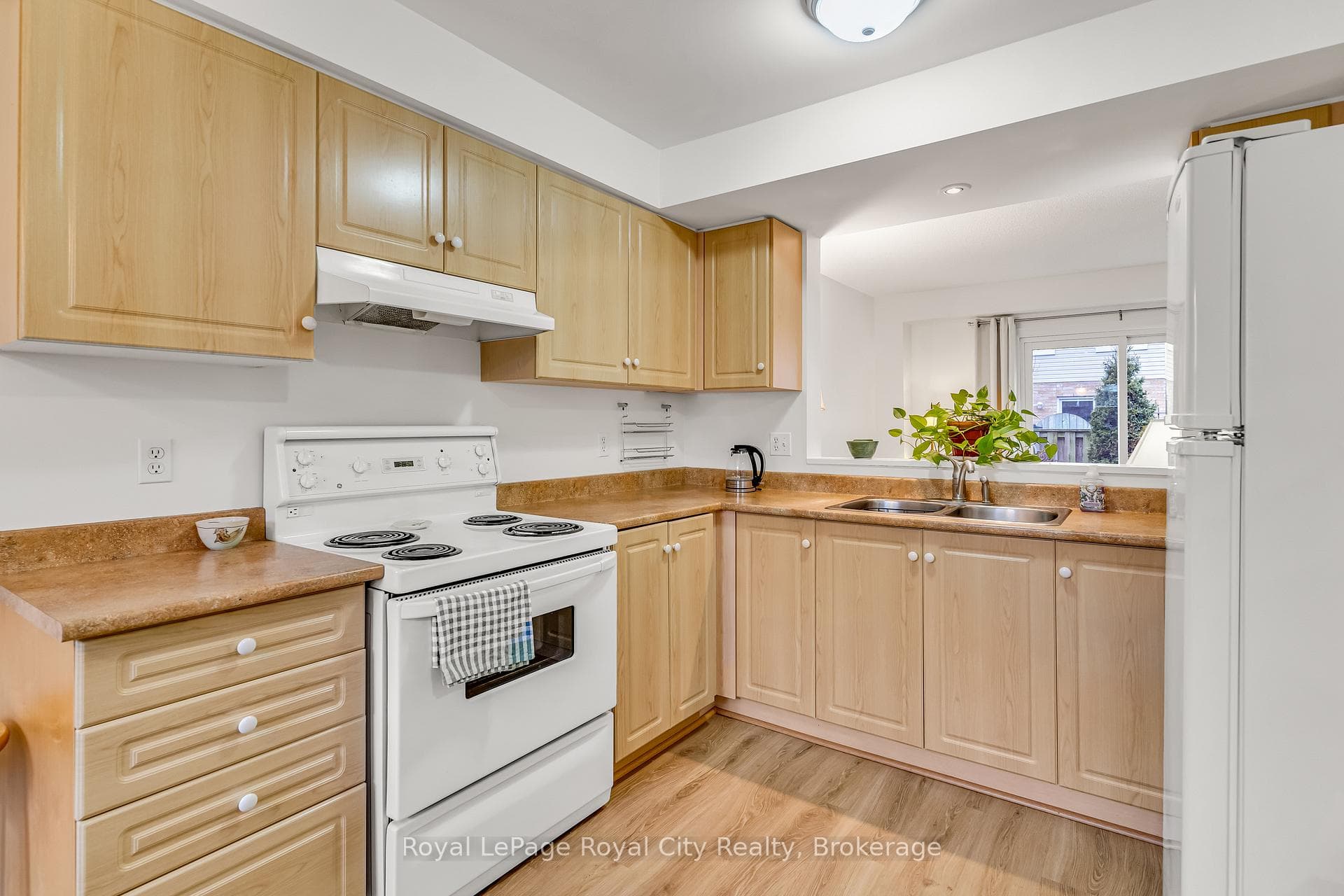 240 London Road Unit 85 photo 6