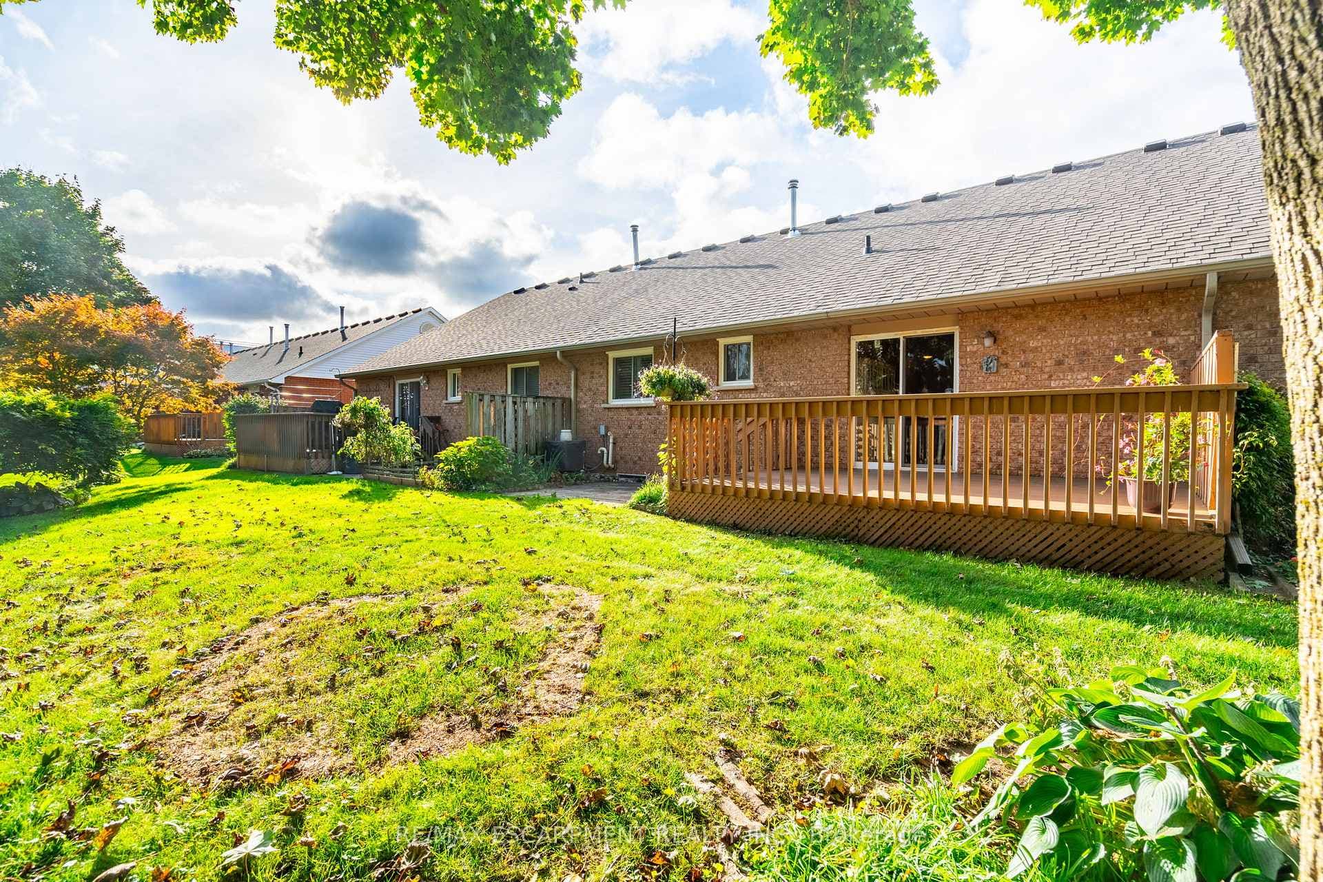 10 Wentworth Drive Unit 35 photo 36