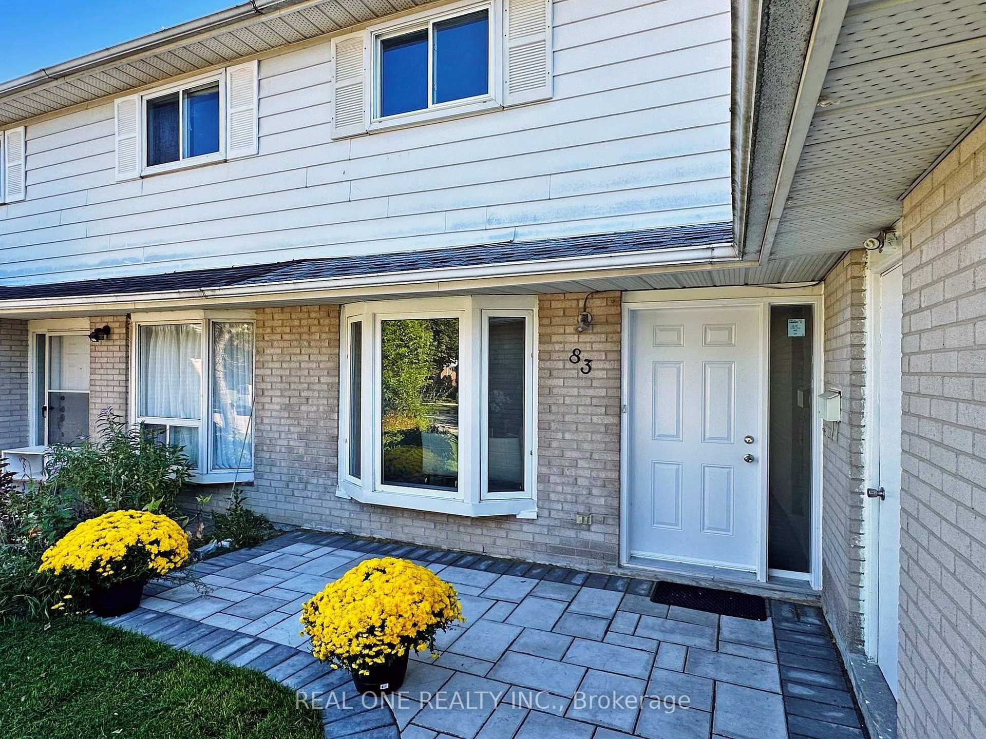 83 Glen Springs Drive photo 3