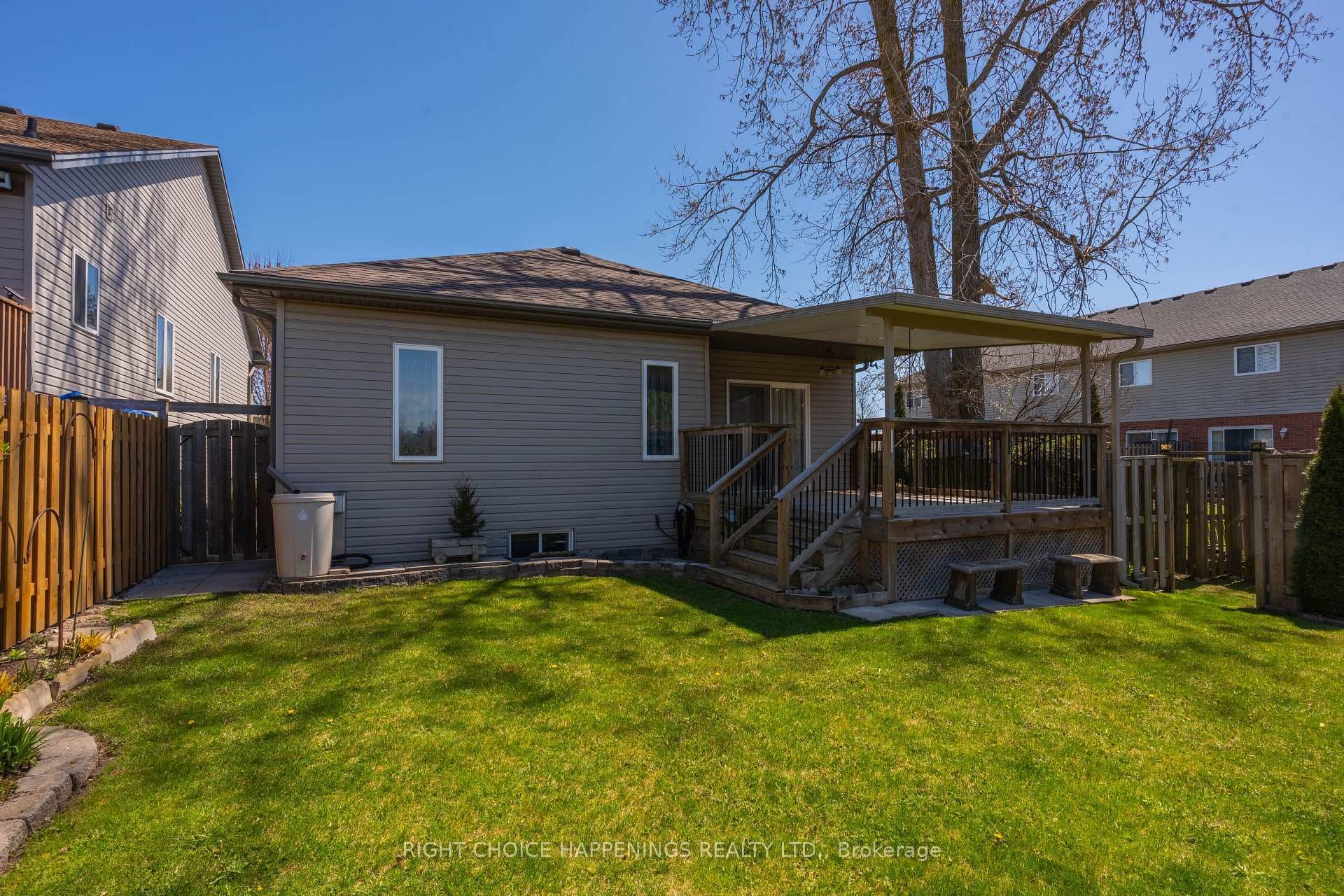 347 Oakcrest Avenue photo 26