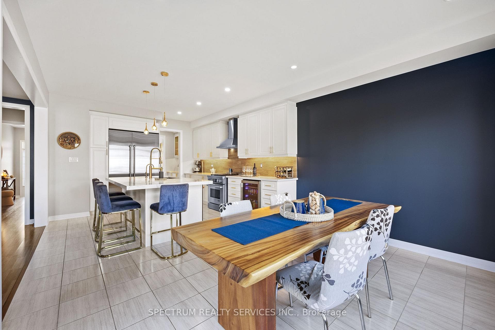 52 Pridham Place photo 9