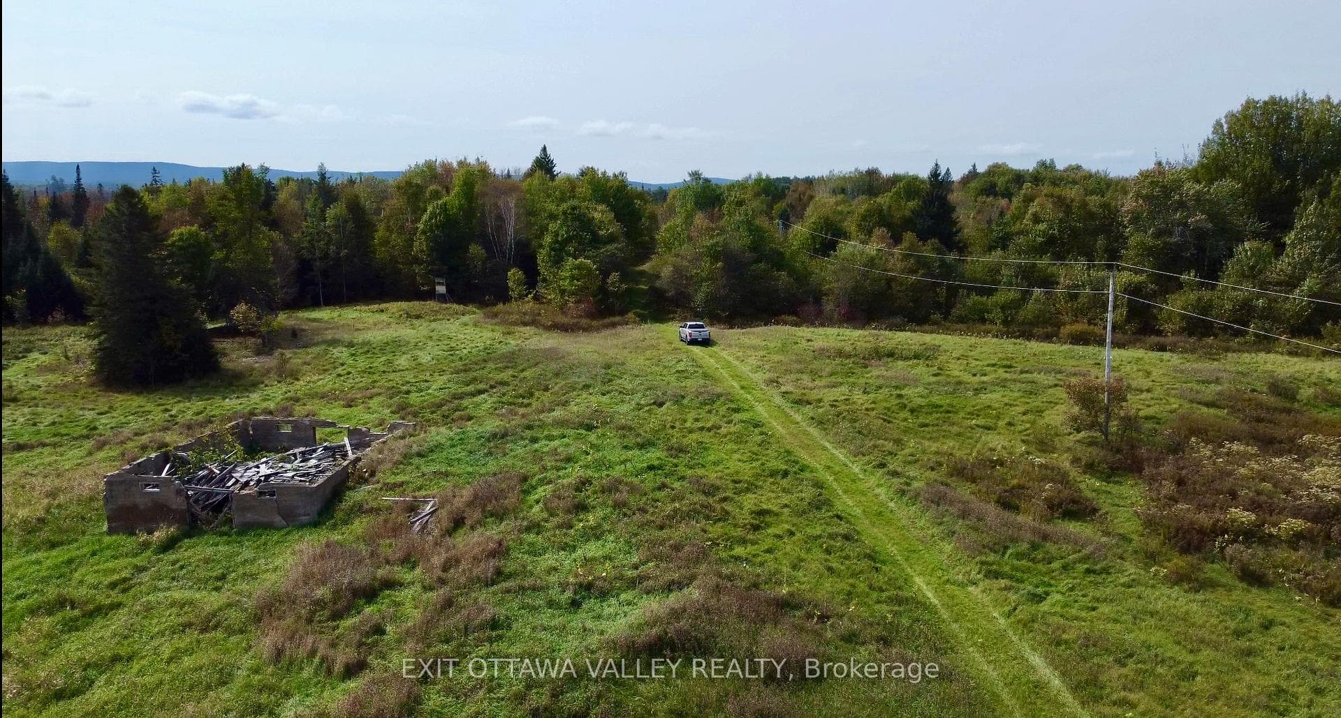 272 Round Lake Road photo 7