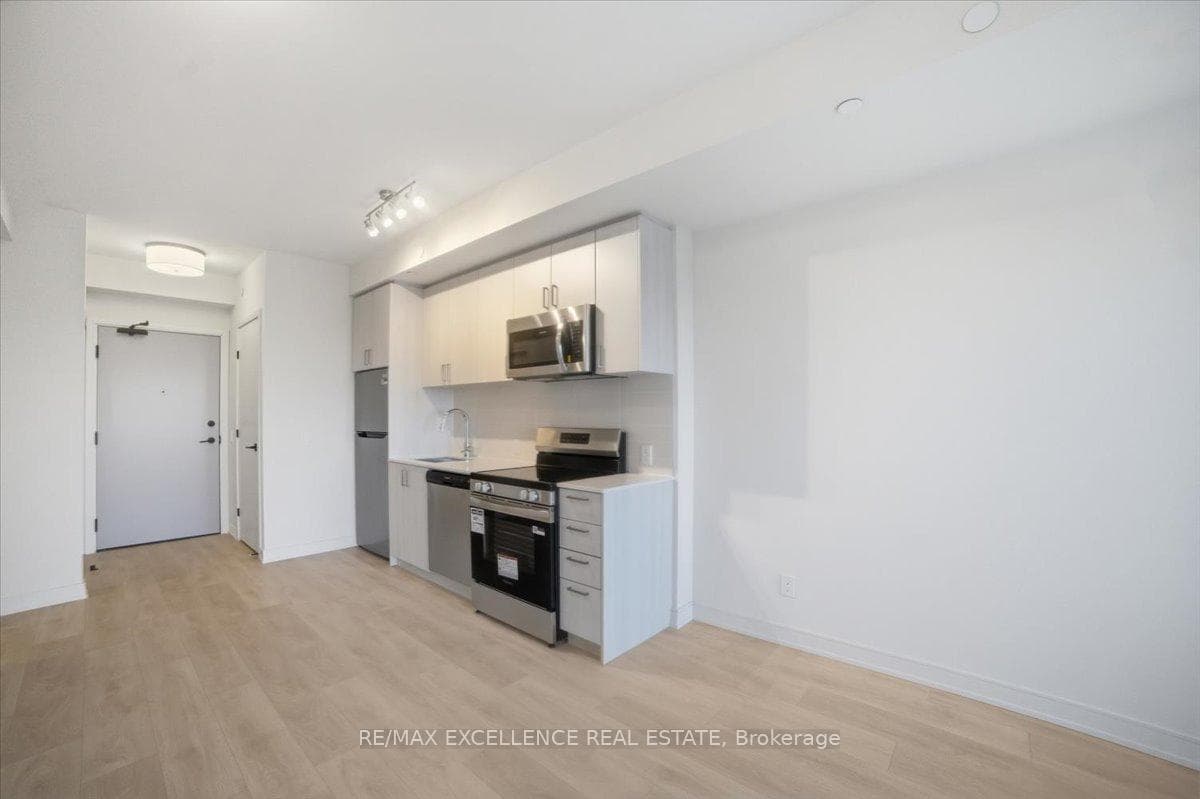 8020 Derry Road Unit 1005B photo 8