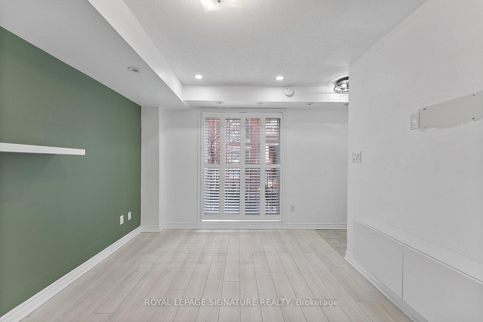 22 Laidlaw Street Unit 1207 photo 8