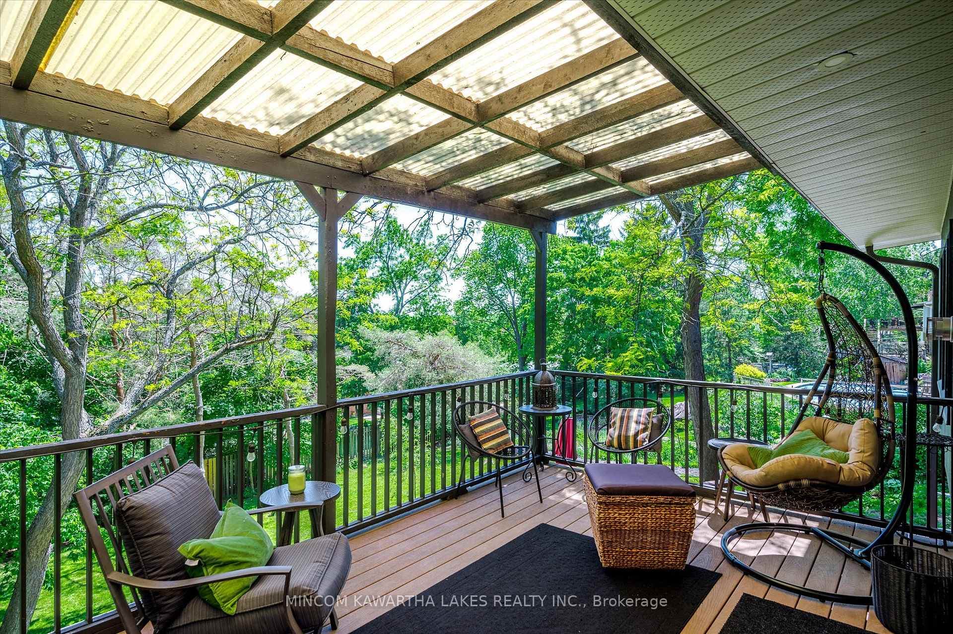 28 Crestwood Avenue photo 12