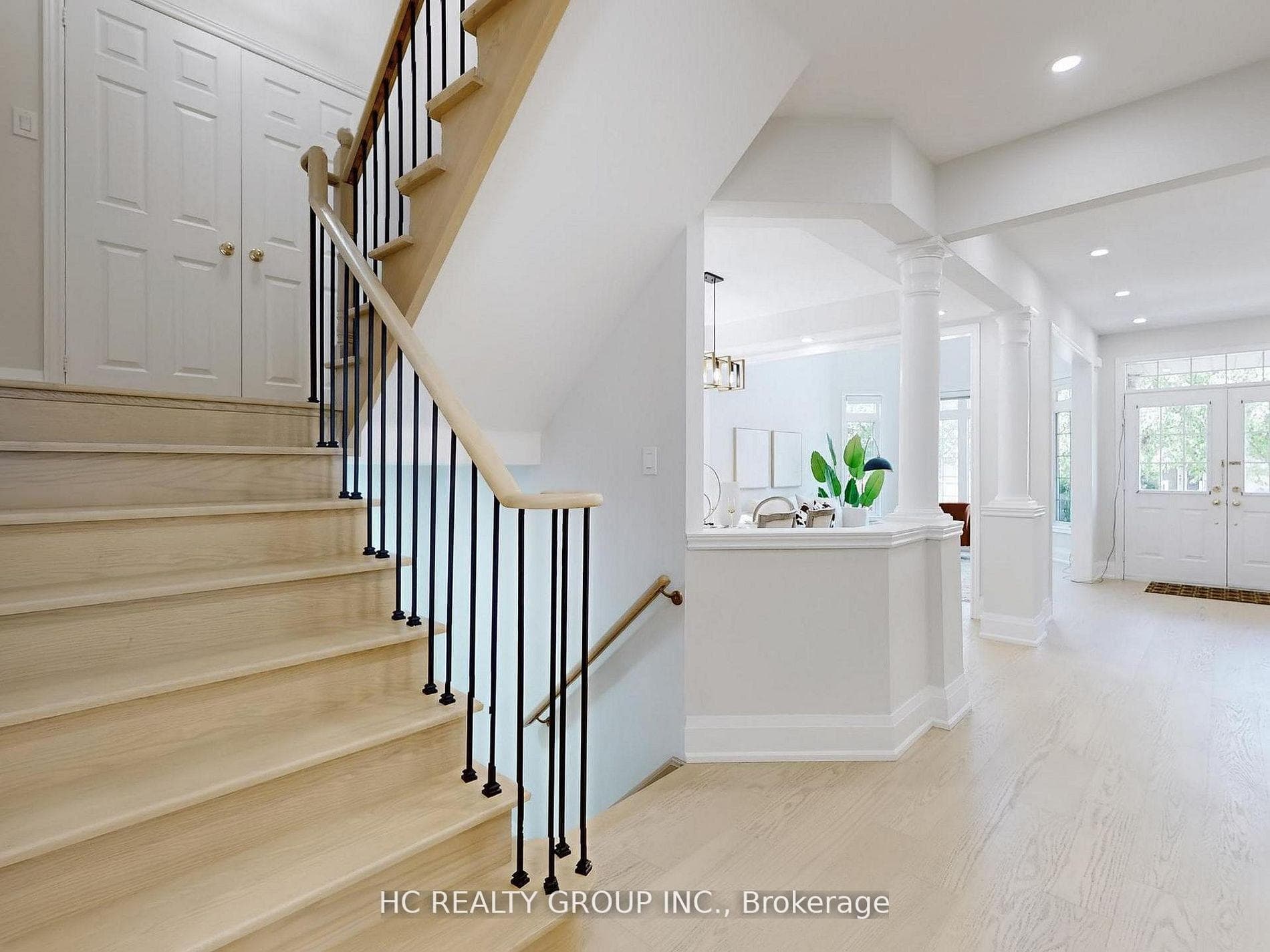47 Medoc Place photo 10
